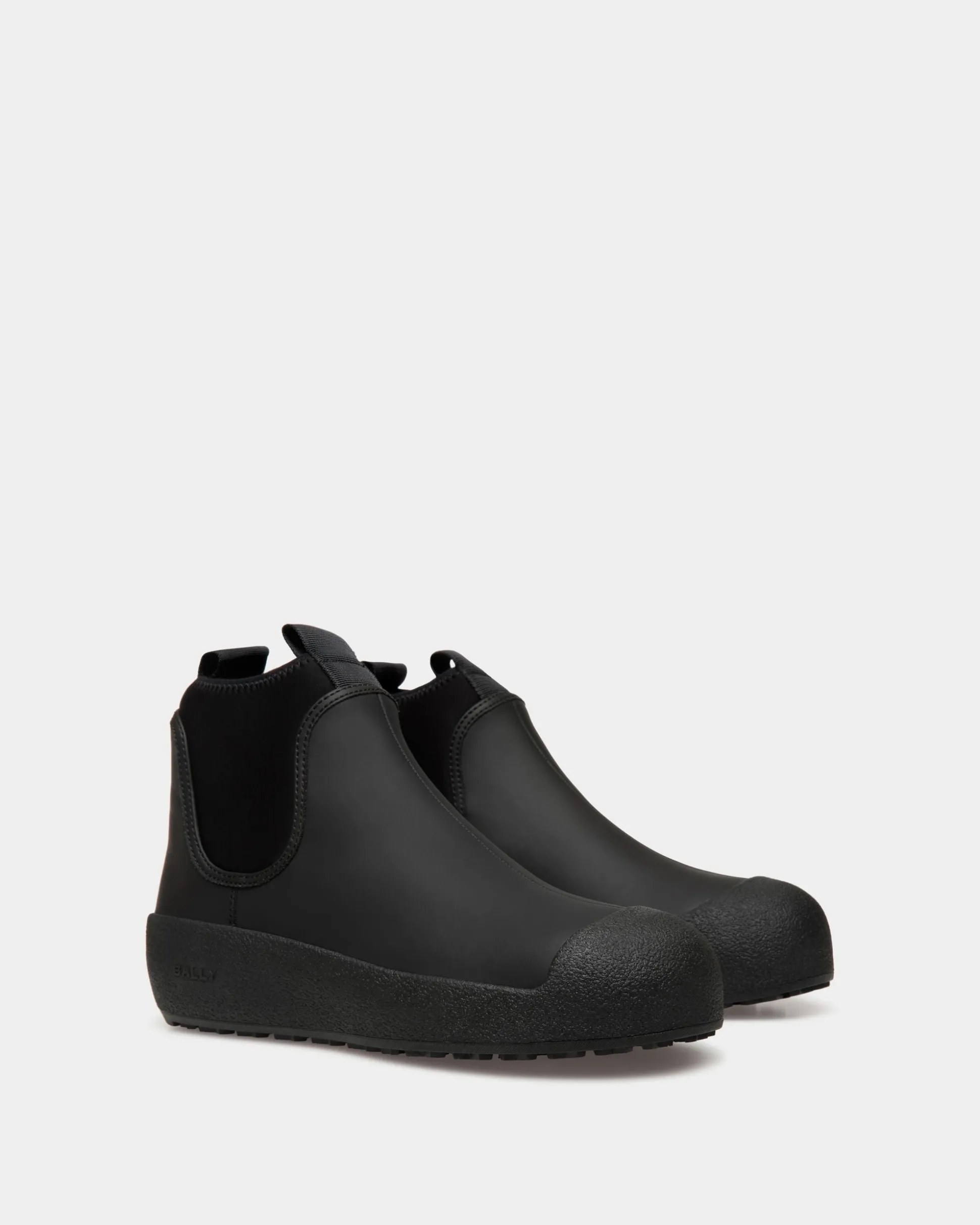 Bally Curling Stiefelette Aus Schwarzem Gummiertem Leder