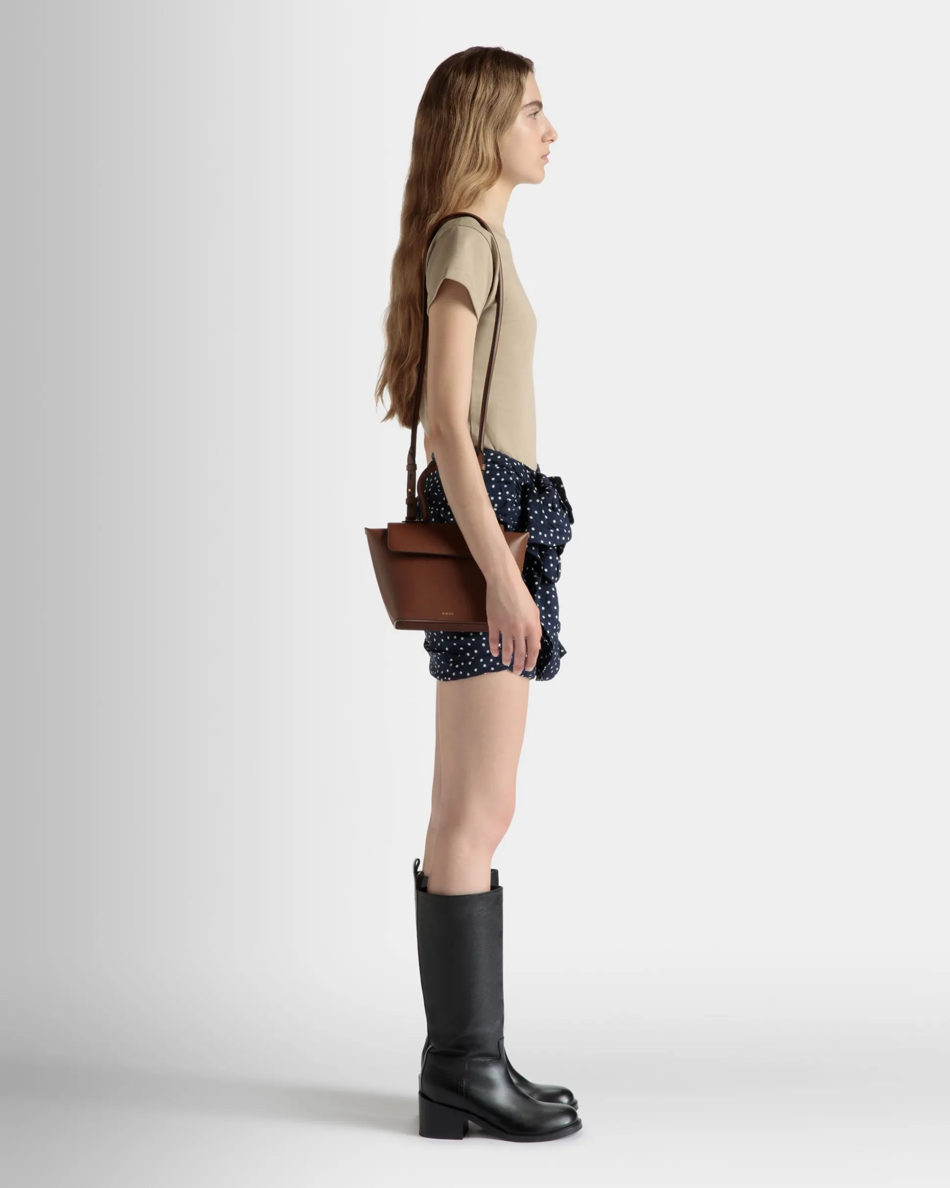 Belle Henkeltasche Aus Leder In Braun