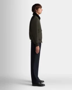 Bomberjacke Aus Nylon In Olive Green Aus Der Adrien Brody Travel-Kollektion