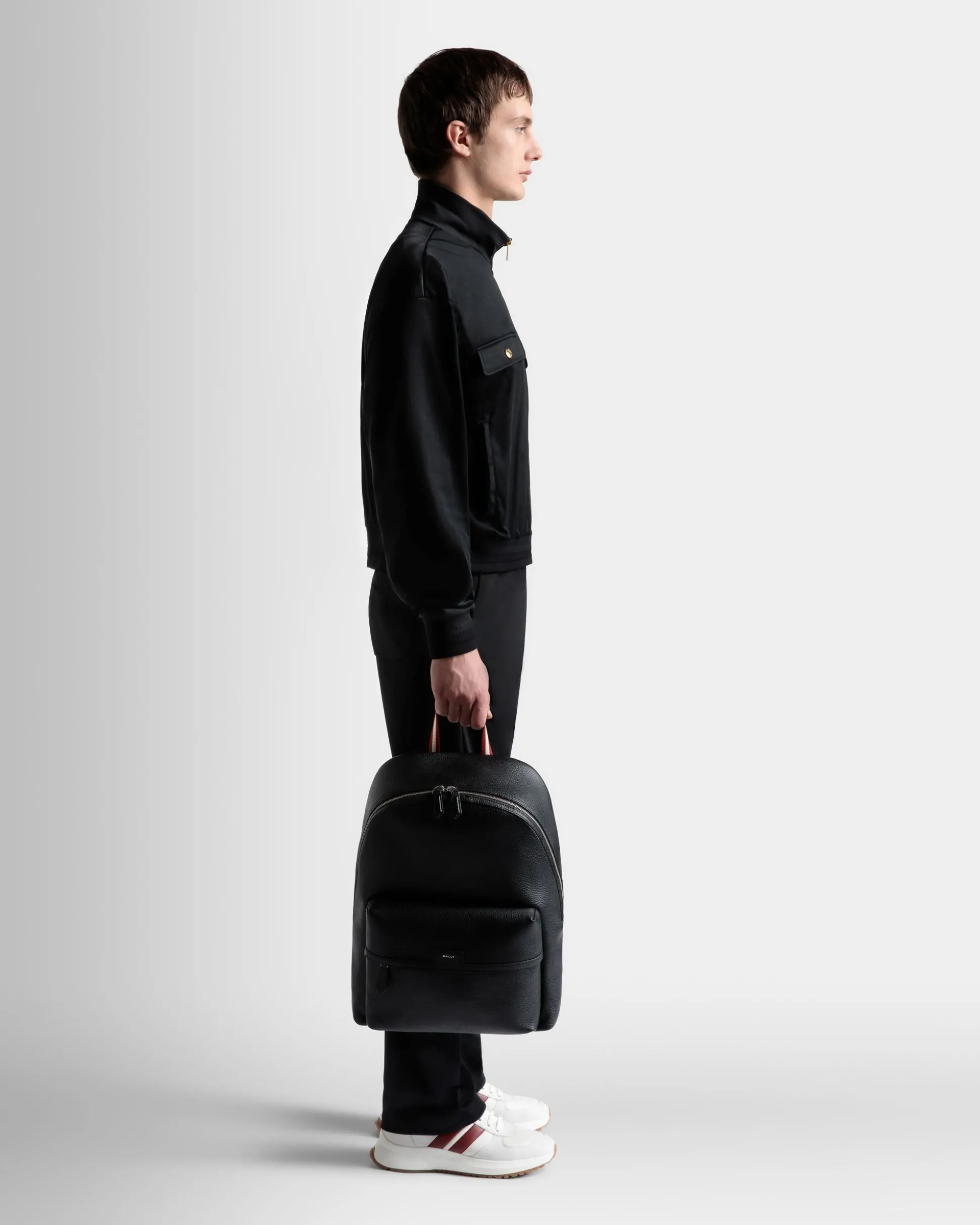Code Rucksack Aus Genarbtem Leder In Schwarz