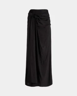 Drapierter Langer Rock Aus Fließendem Twill In Schwarz