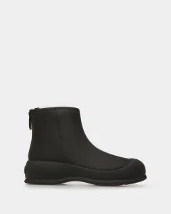 Frei Schneestiefel Aus Leder In Schwarz