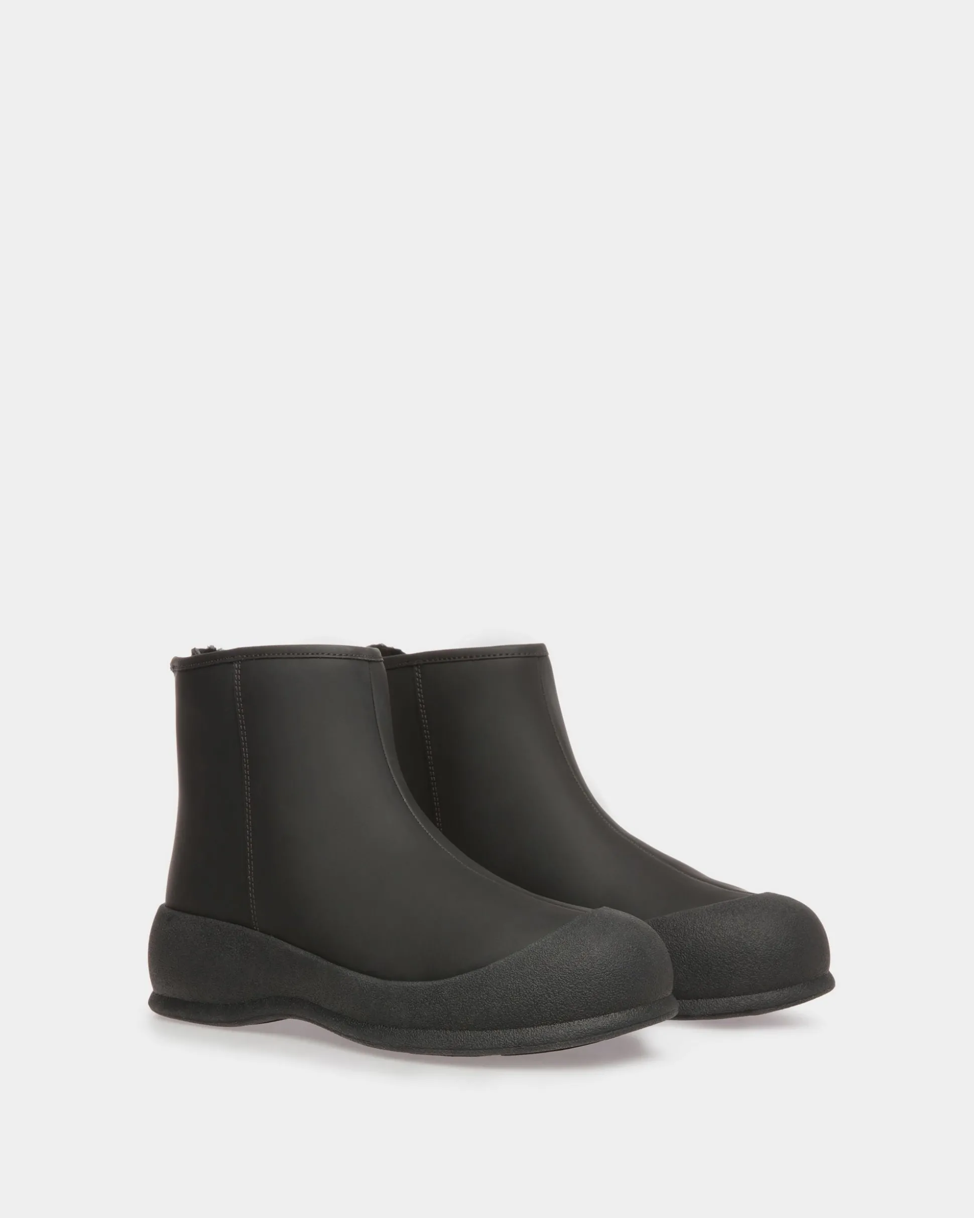 Frei Schneestiefel Aus Leder In Schwarz