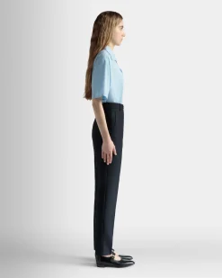 Gerade Geschnittene Hose Aus Einer Wollmischung In Navy Blue