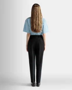 Gerade Geschnittene Hose Aus Wolle In Schwarz