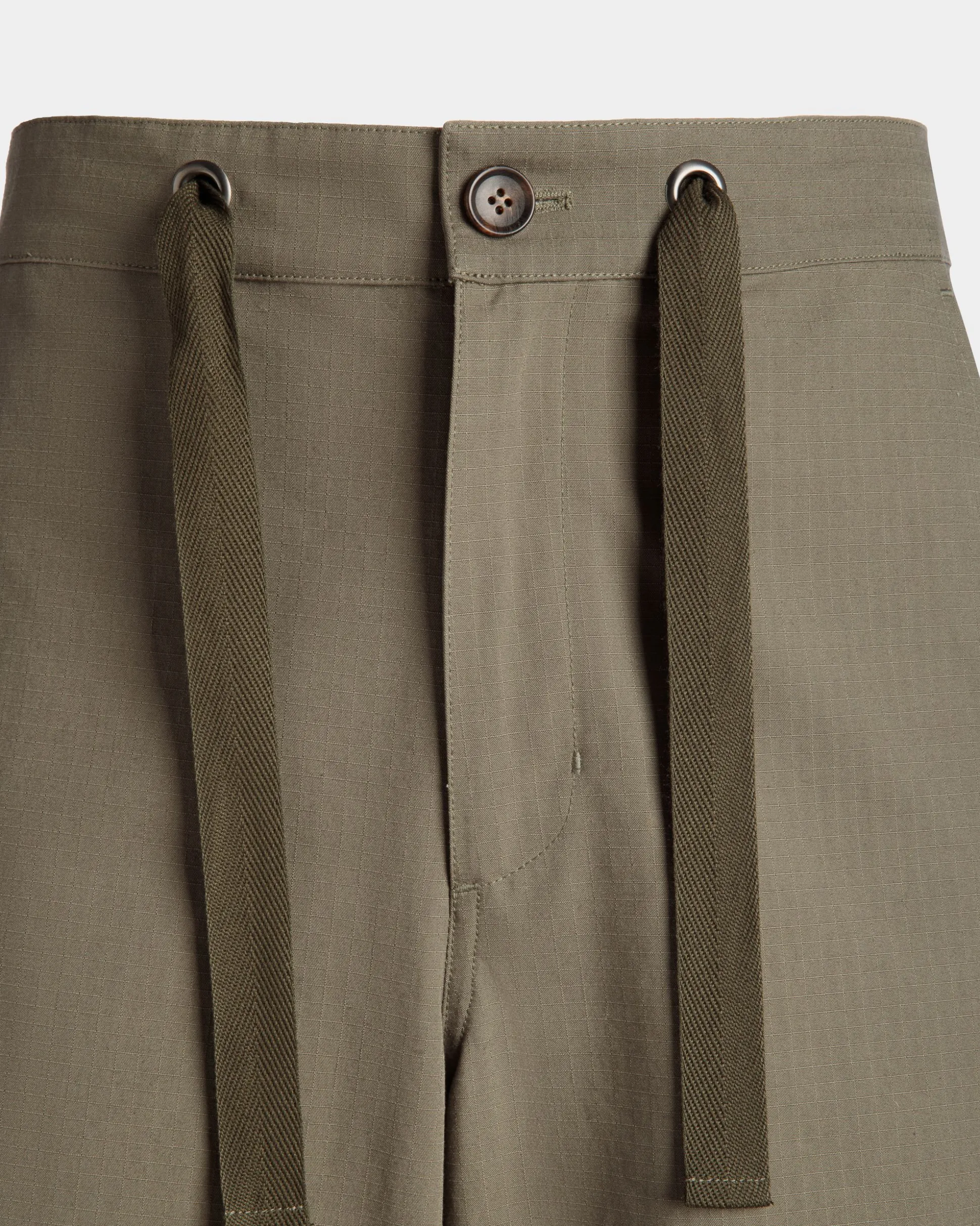 Hose Aus Baumwolle In Military Green Aus Der Adrien Brody Travel-Kollektion