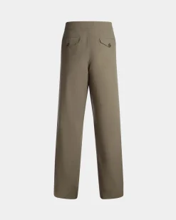 Hose Aus Baumwolle In Military Green Aus Der Adrien Brody Travel-Kollektion