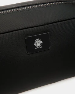 Kulturbeutel Aus Nylon In Schwarz Und Gelb Aus Der Adrien Brody Travel-Kollektion