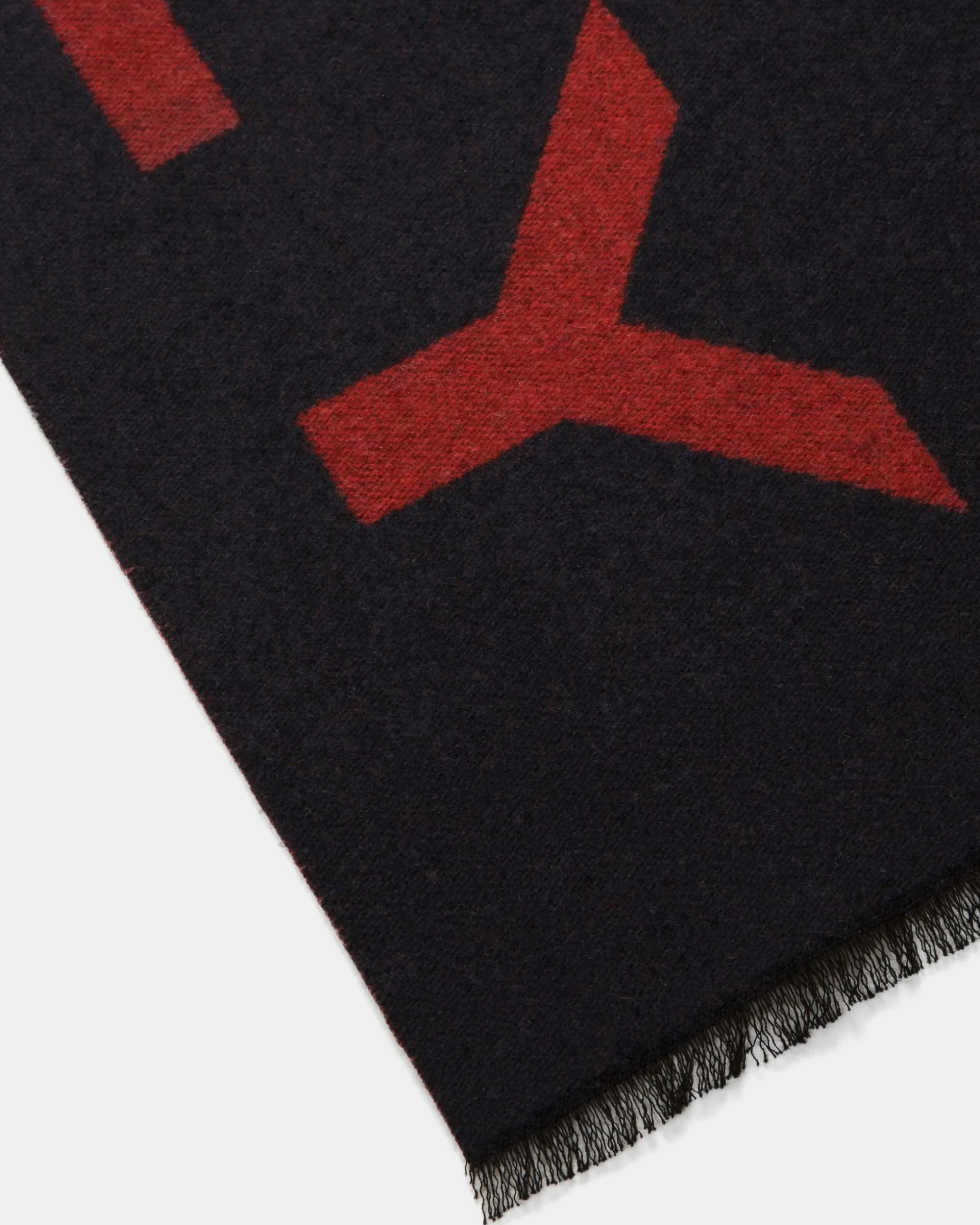 Logo Schal Aus Stoff in Tiefrubinrot und Mitternachtsblau
