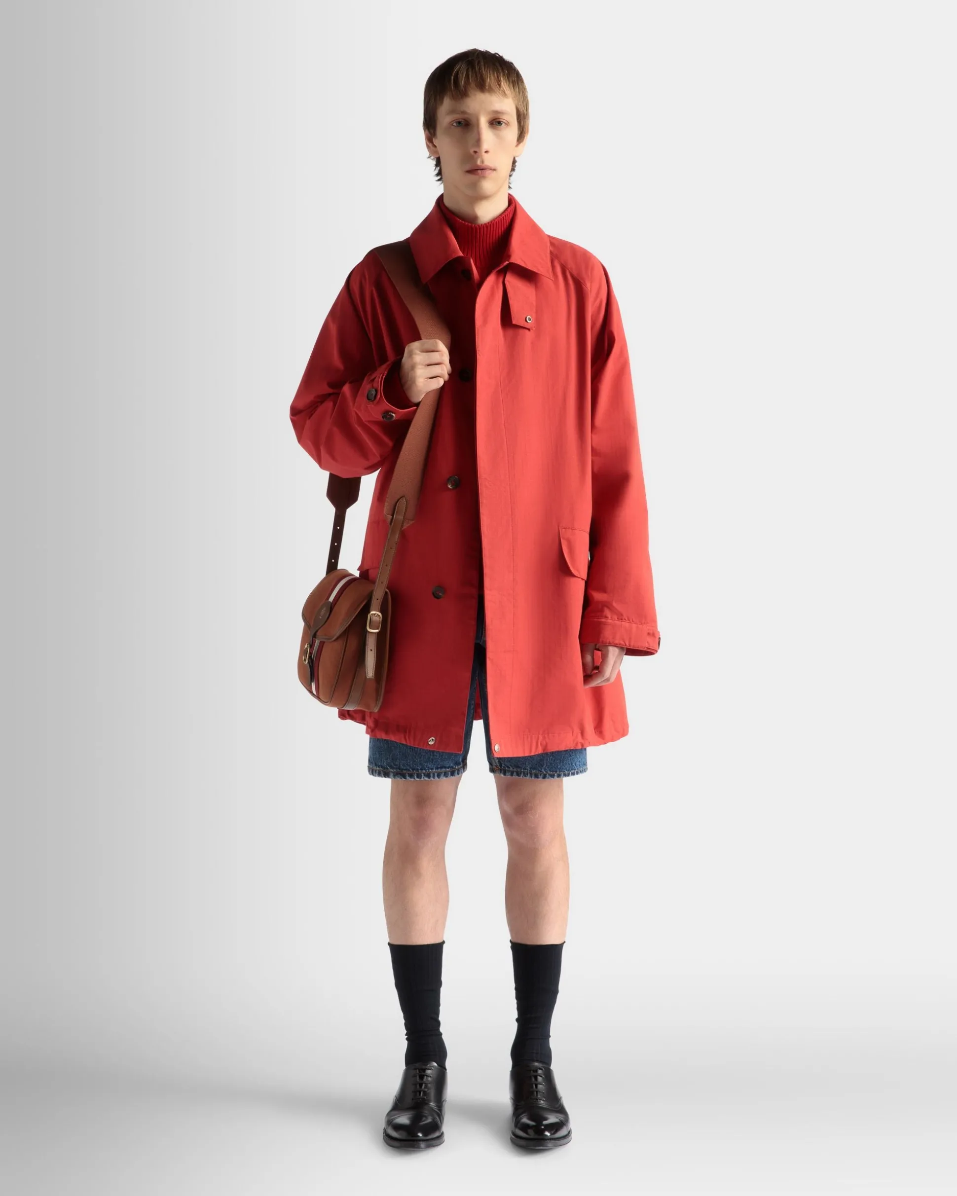 Mantel Aus Nylon In Candy Red