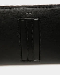 Mythos Pochette Aus Recyceltem Leder In Schwarz
