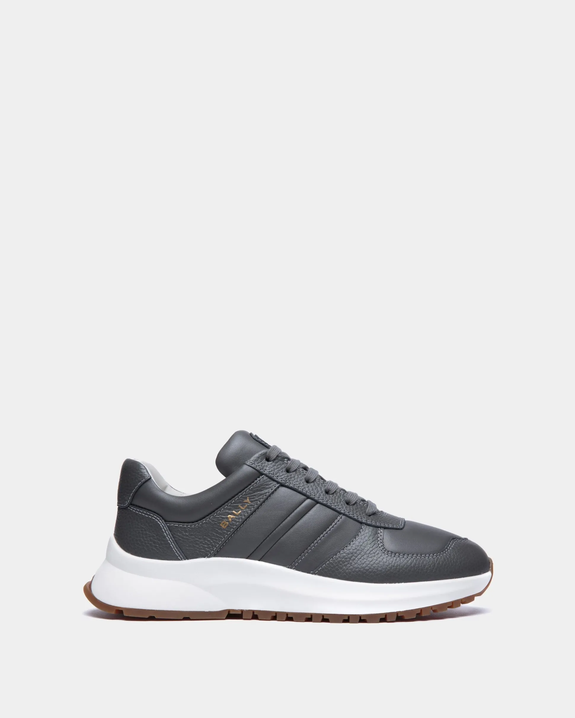 Outline Sneaker Aus Genarbtem Leder In Grau