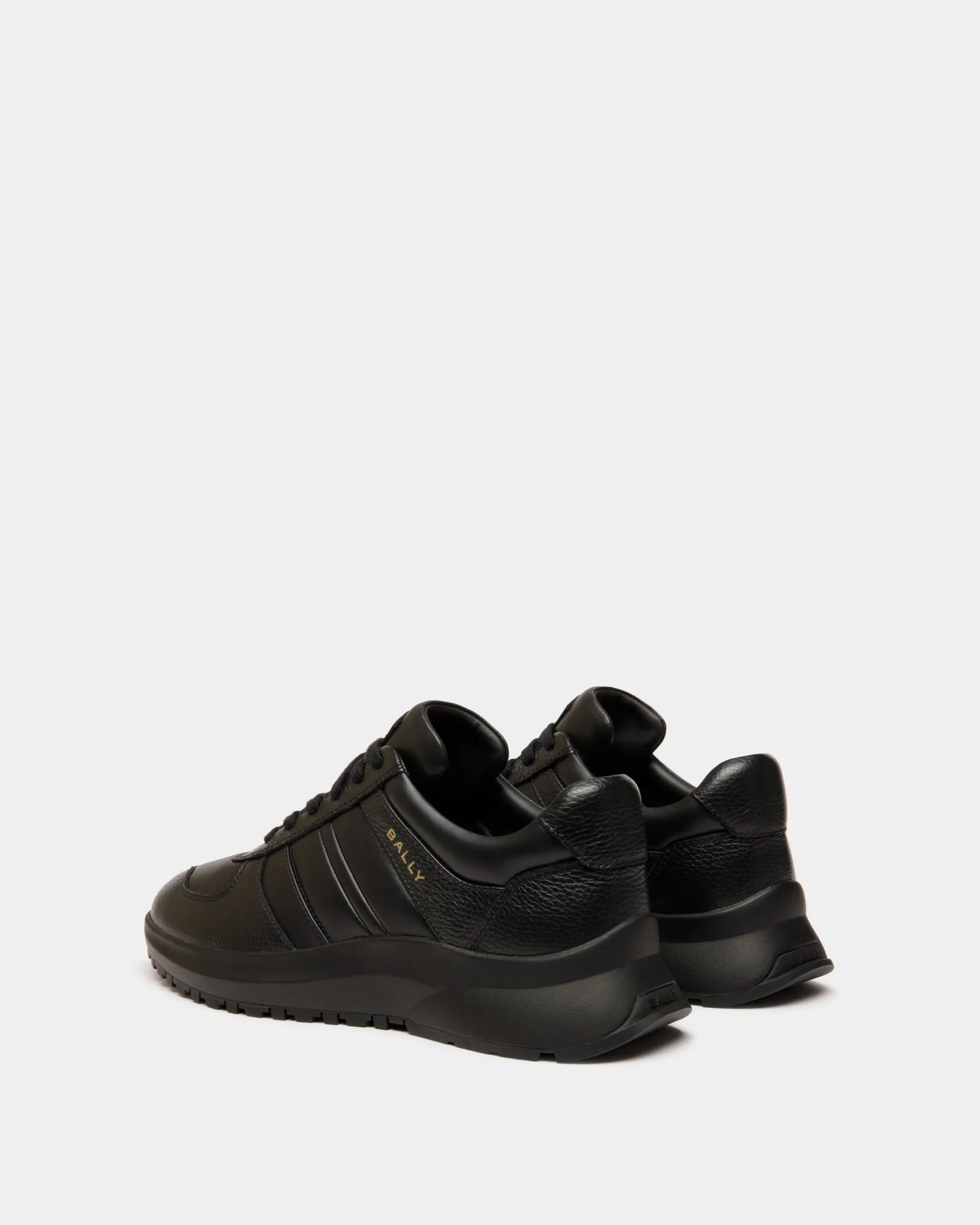 Outline Sneaker Aus Leder In Schwarz