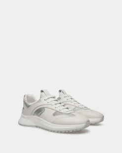 Outline Sneaker Aus Leder Und Nylon In Weiß