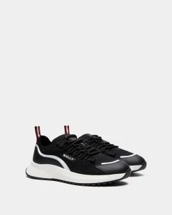 Outline Sneaker Aus Nylon In Schwarz