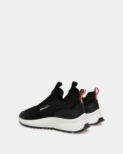Outline Sneaker Aus Strickgewebe In Schwarz