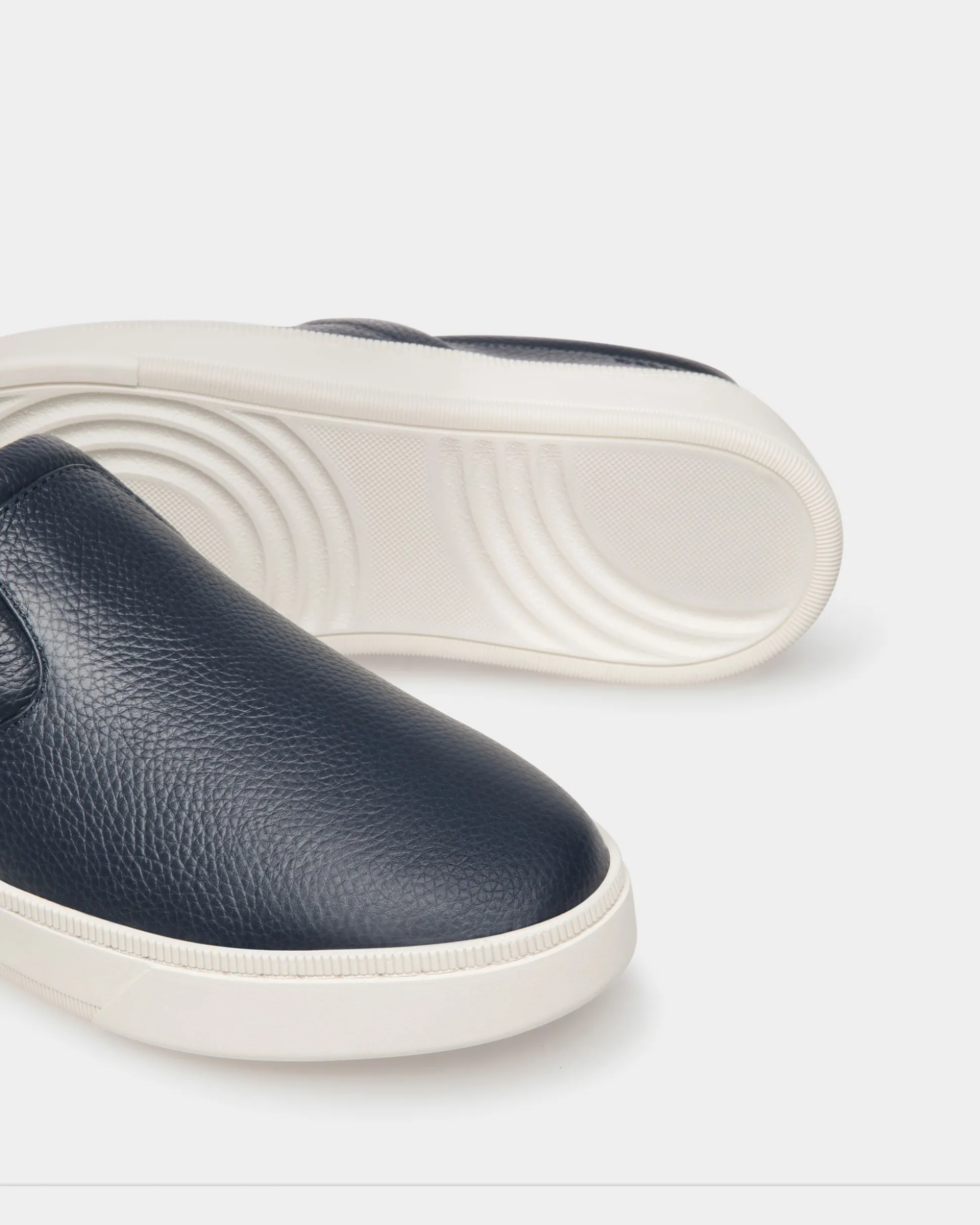 Raise Schlupf-Sneaker Aus Genarbtem Leder In Blau