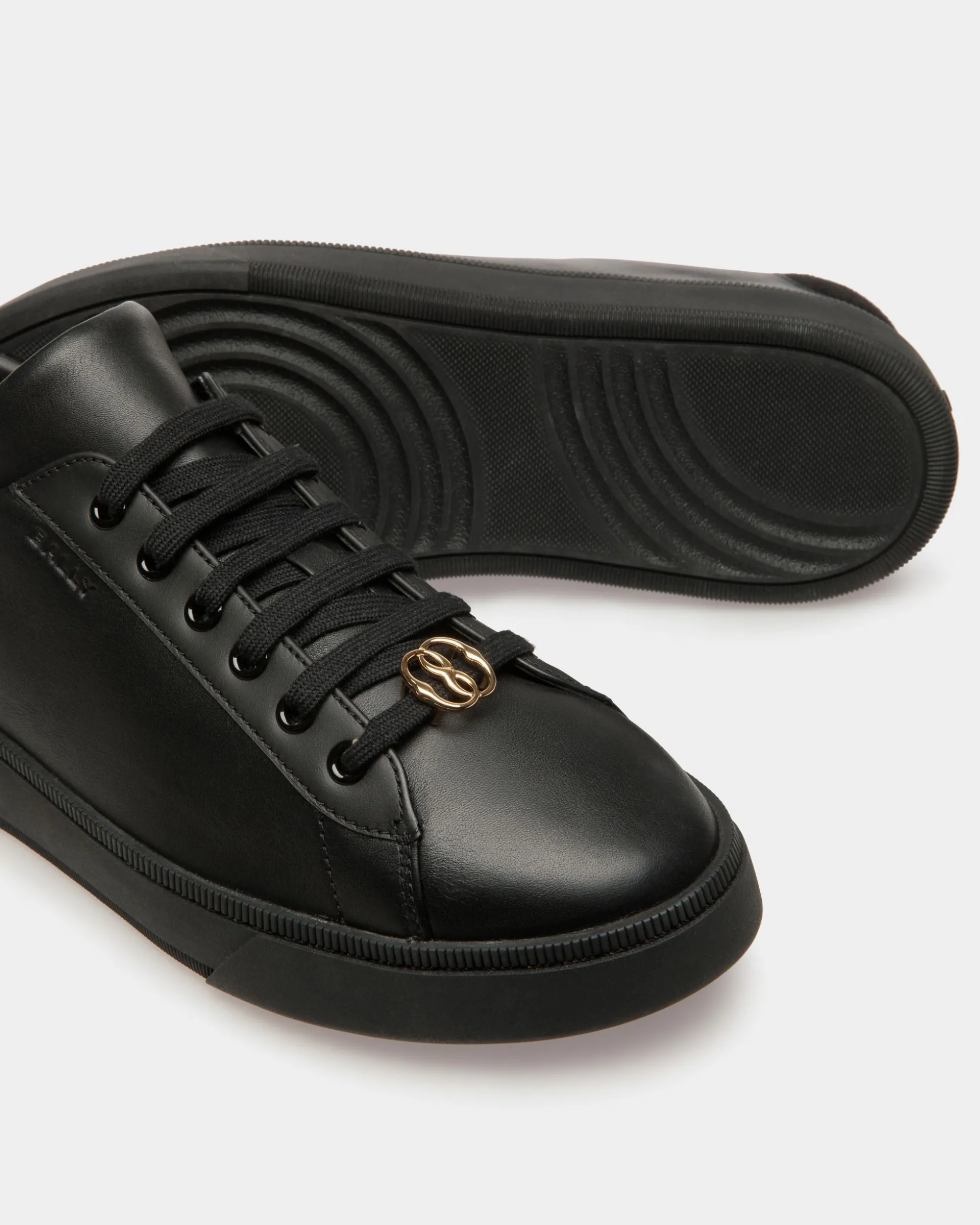 Raise Sneaker Aus Leder in Schwarz