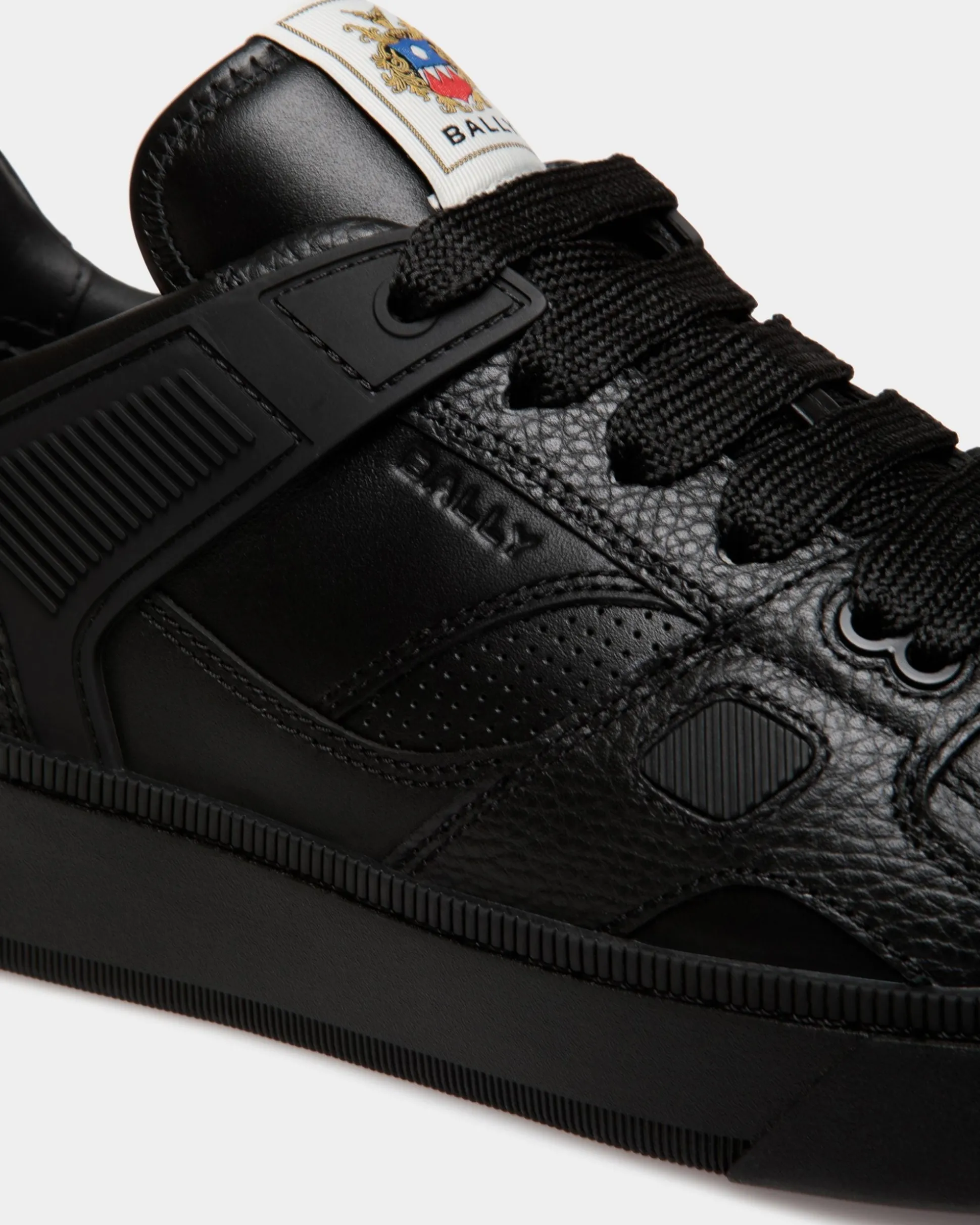 Raise Sneaker Aus Schwarzem Leder