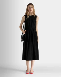 Ärmelloses Midikleid Aus Technischer Duchesse In Schwarz