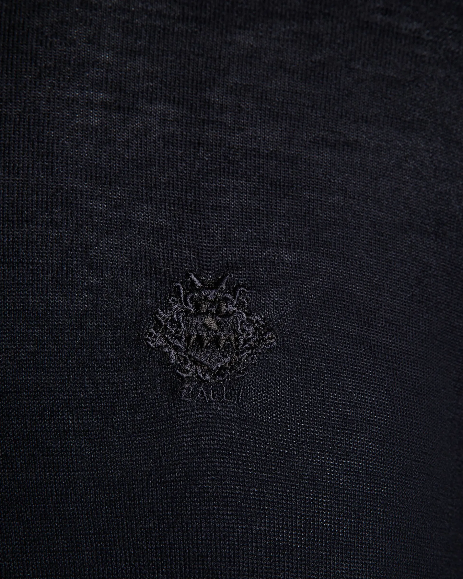 Rundhalspullover Aus Kaschmir In Navy Blue Aus Der Adrien Brody Travel-Kollektion