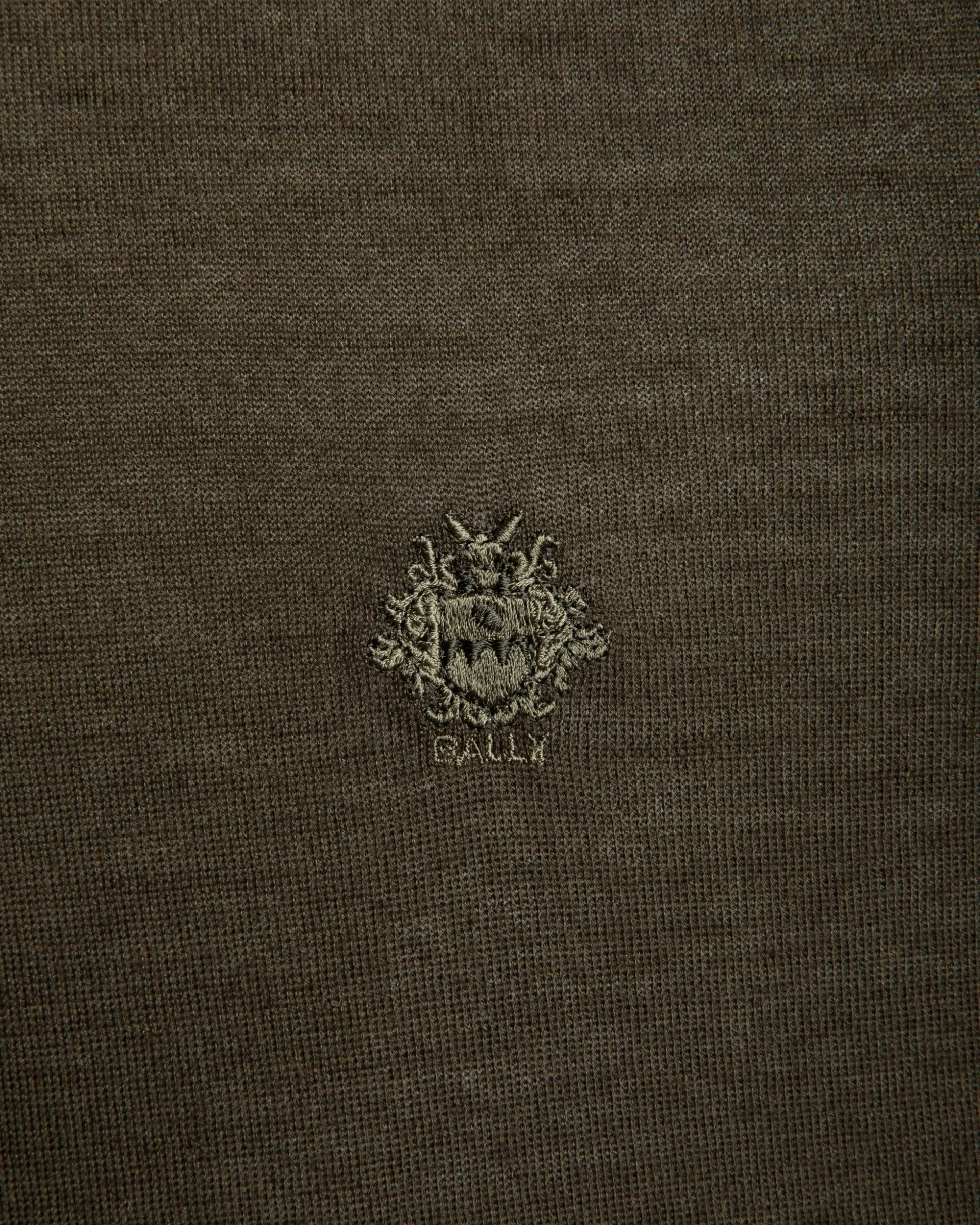 Rundhalspullover Aus Kaschmir In Military Green Aus Der Adrien Brody Travel-Kollektion