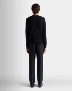 Rundhalspullover Aus Kaschmir In Navy Blue Aus Der Adrien Brody Travel-Kollektion