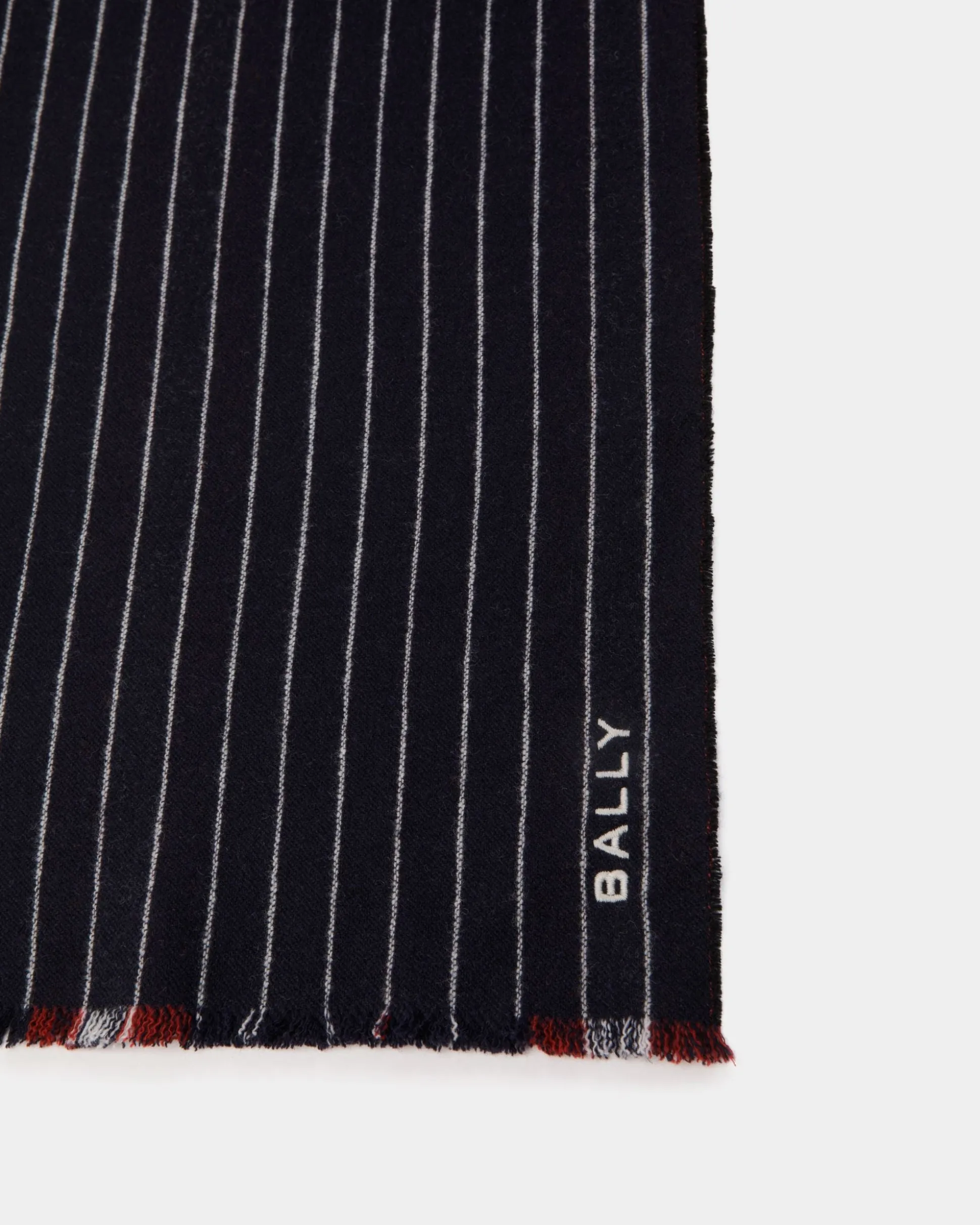 Schal Aus Wolle In Navy Blue