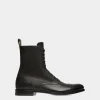 Stiefeletten Aus Leder In Schwarz Aus Der Adrien Brody Travel-Kollektion