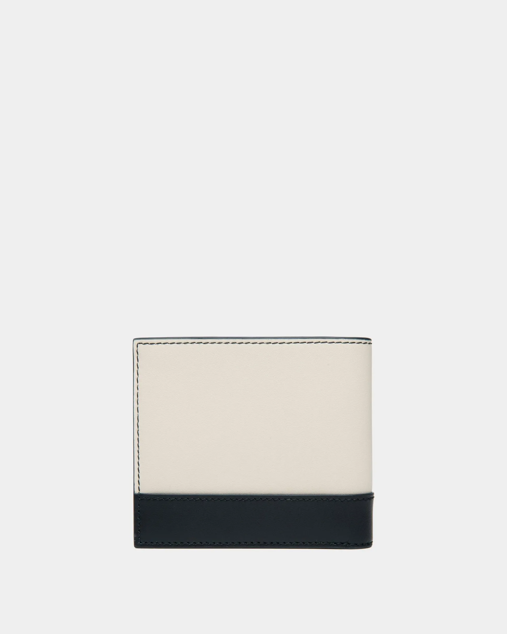 Summer Capsule Zweiteilige Geldbörse Aus Leder In Weiß Und Marineblau