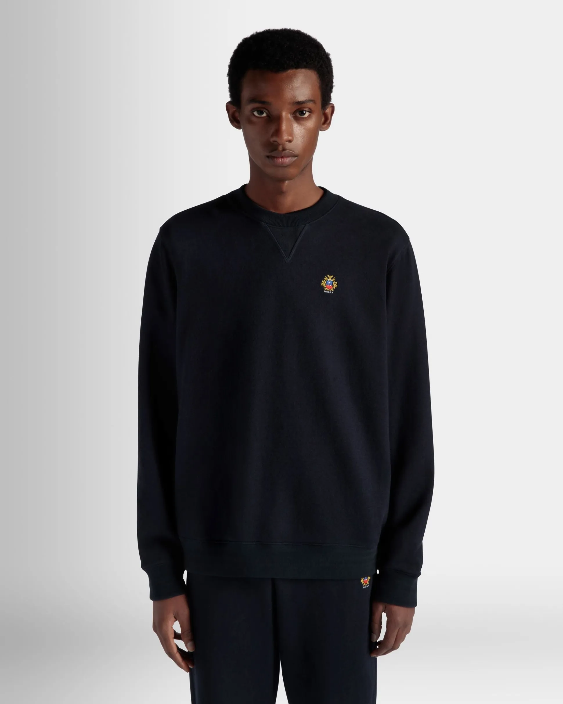 Sweatshirt Mit Rundhalsausschnitt Aus Kaschmirgemisch In Navy Blue Aus Der Adrien Brody Travel-Kollektion