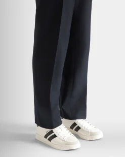 Tennis Sneaker Aus Leder In Weiß Und Schwarz