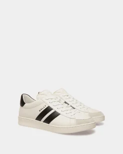 Tennis Sneaker Aus Leder In Weiß Und Schwarz
