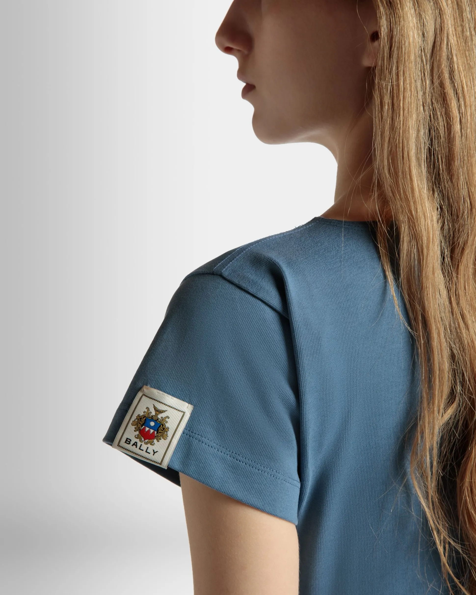 T-Shirt Aus Baumwolle In Light Blue