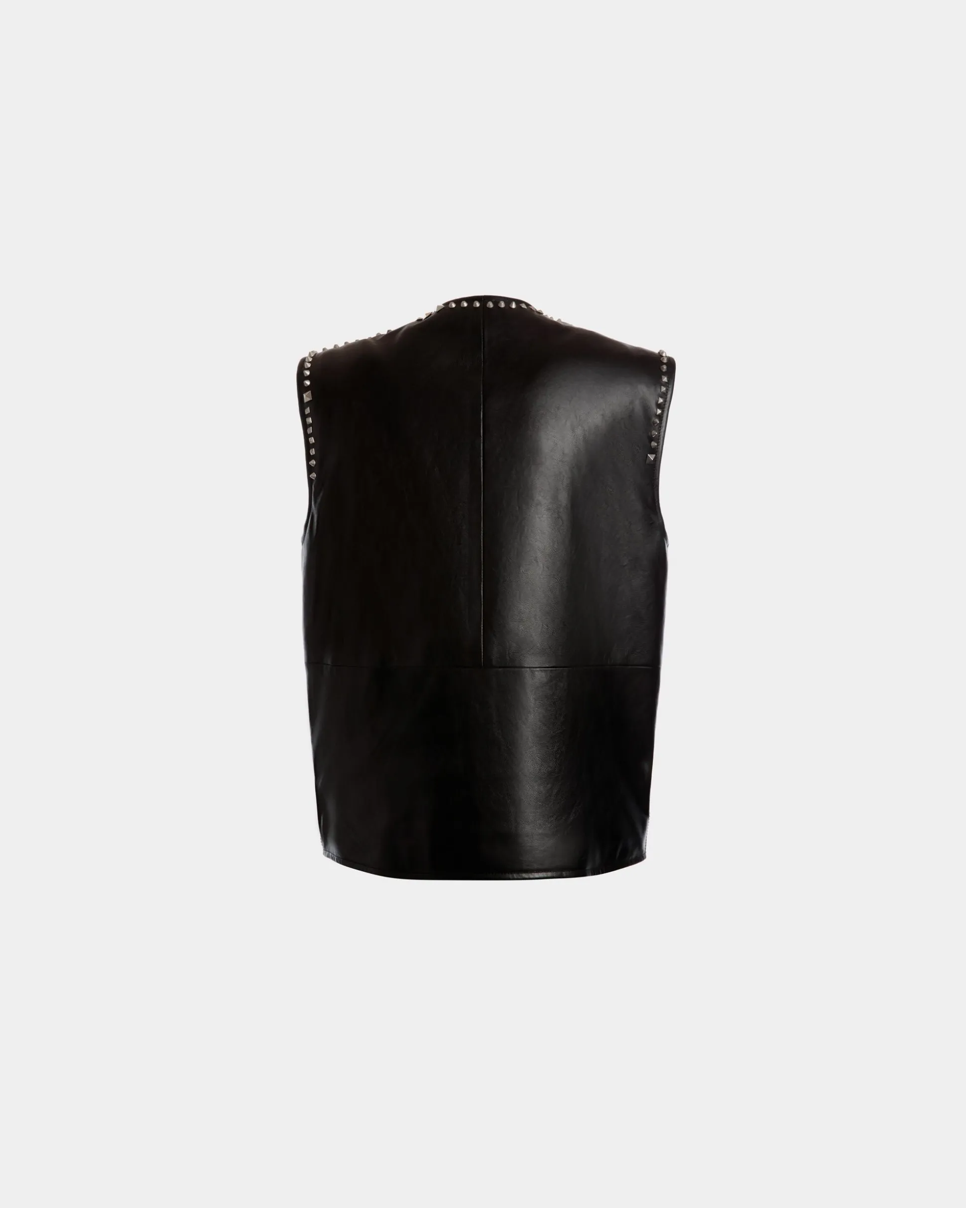 Weste Aus Schwarzem Leder Mit Nieten