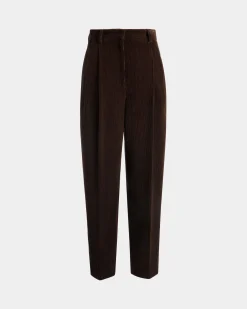 Winter Capsule Faltenhose Aus Baumwollcord In Ebenholzschwarz