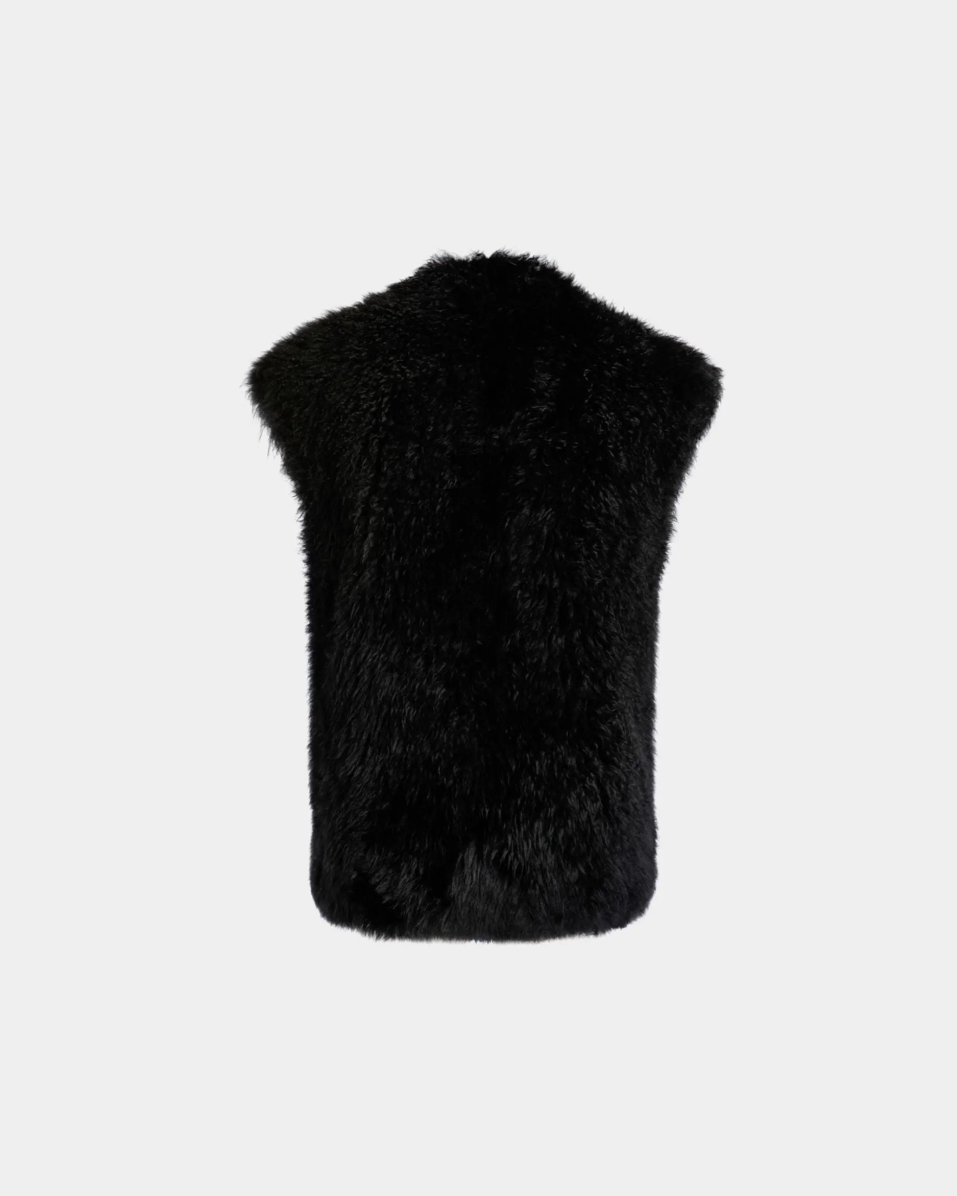 Winter Capsule Weste Aus Schwarzem Schaffell